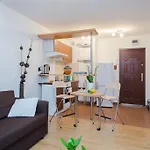 Shortstaypoland Graniczna * Βαρσοβία