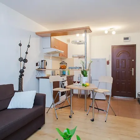 Shortstaypoland Graniczna * ורשה